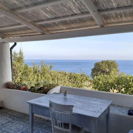 Casa Bianca Pensjonat Malfa (Salina)