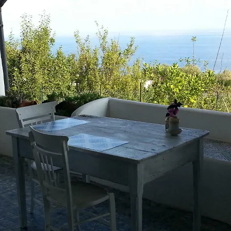 Casa Bianca * Malfa (Salina)
