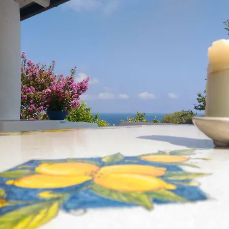 Casa Bianca Guest house *